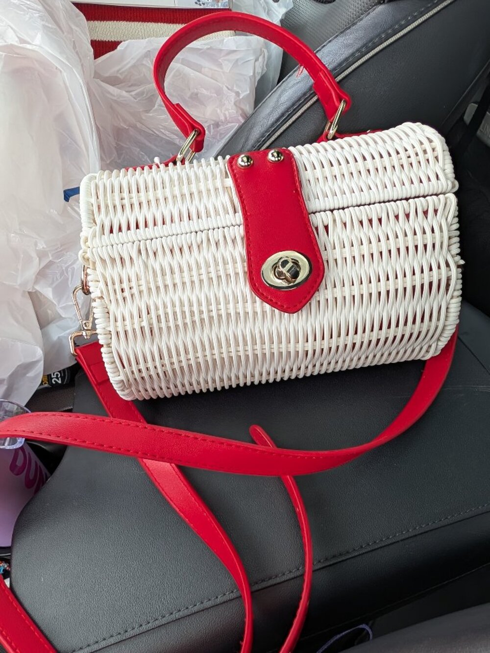 NWT TOMMY BAHAMA WHITE WICKER PICNIC BASKET CLUTCH CROSSBODY BAG RED TRIM
